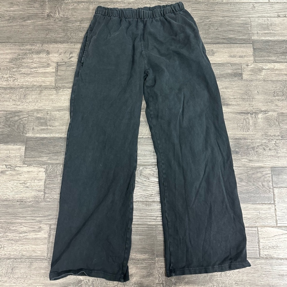 Brandy Melville wide leg sweatpants